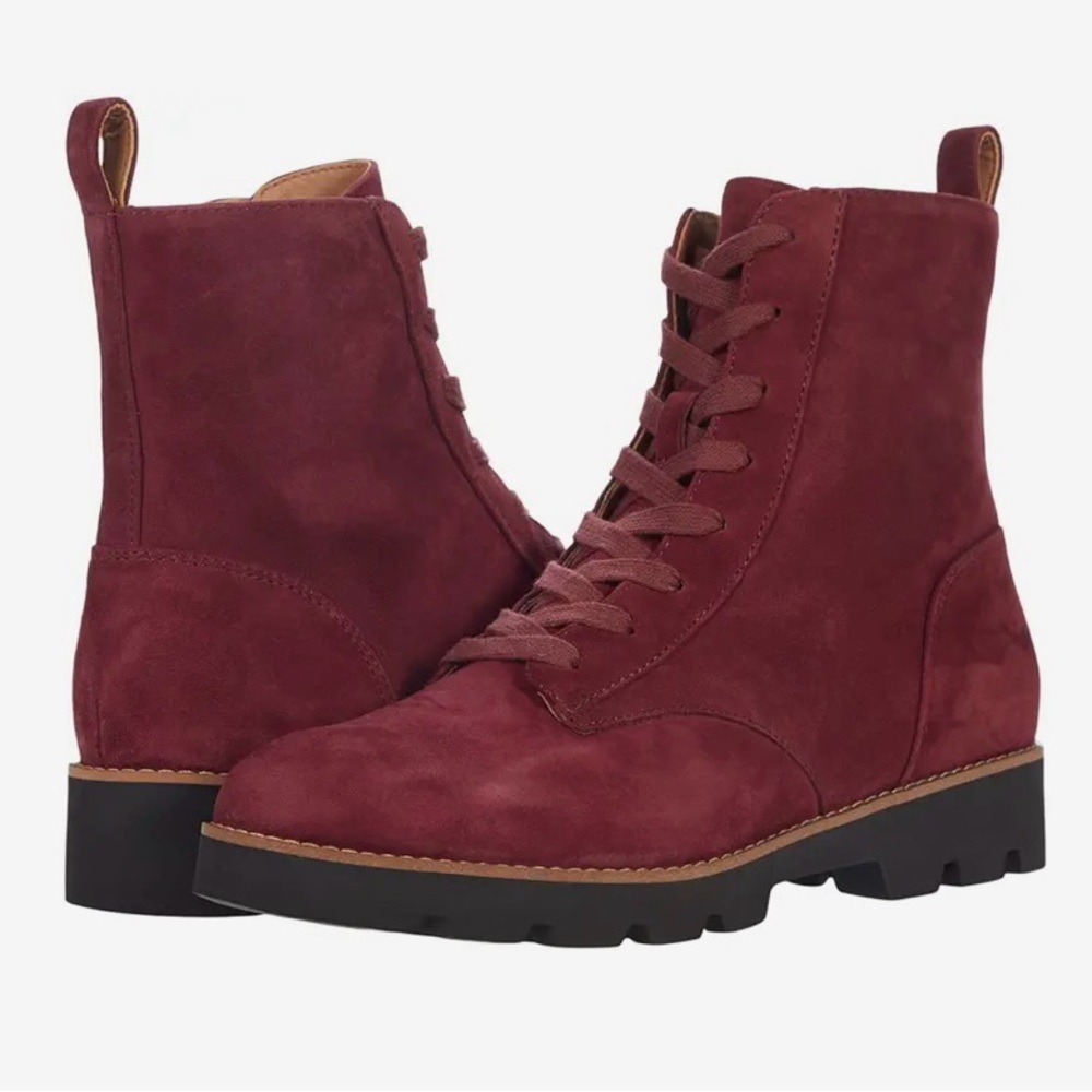 Vionic Suede Lani boot